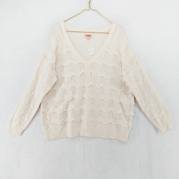 NEW EVRI Knit Off White Cotton Acrylic Blend V Neck Fringe Trip Sweater P2997 - Picture 1 of 7